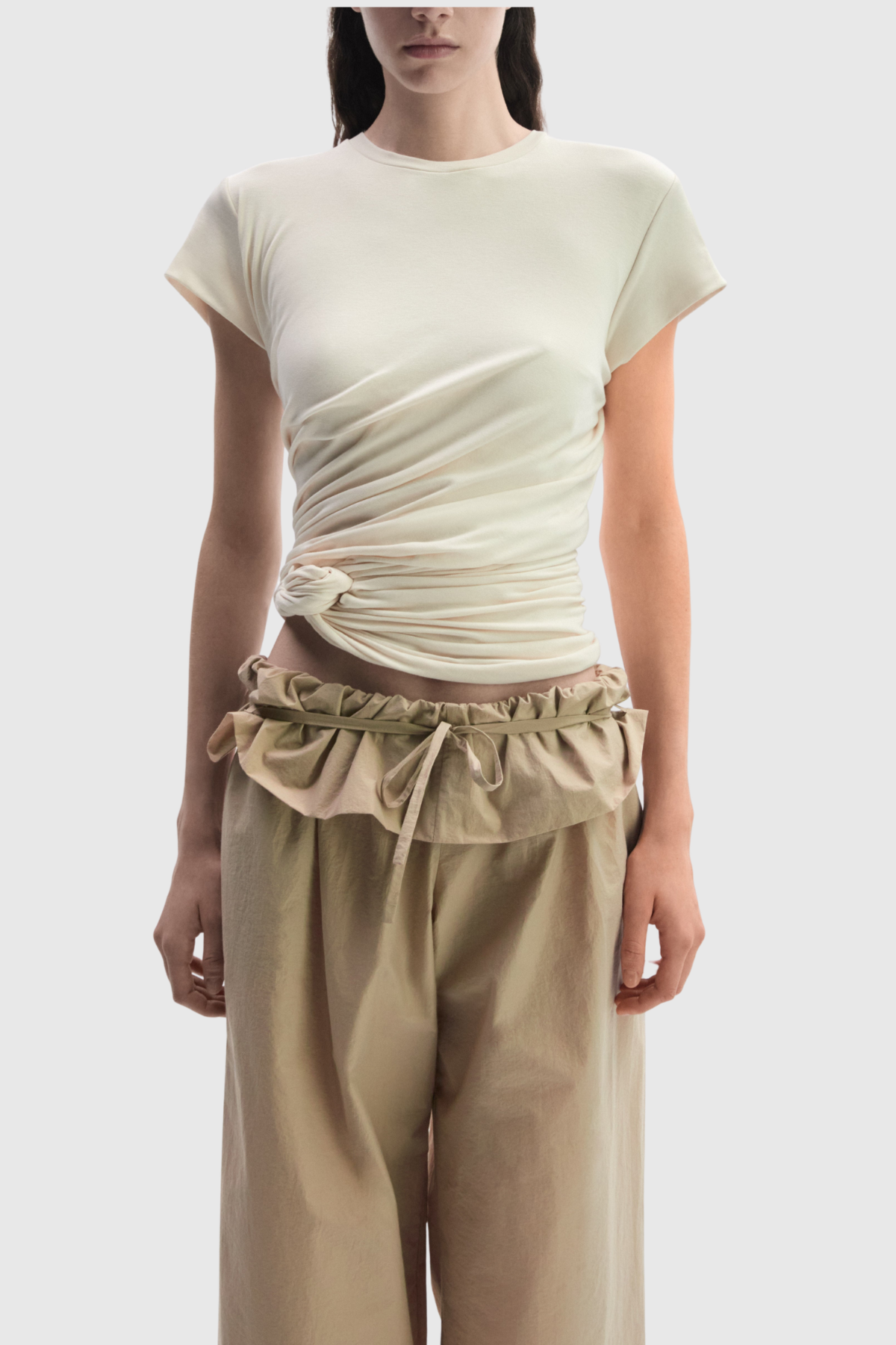 Amare Low-rise Ruffle Waist Trousers - Beige