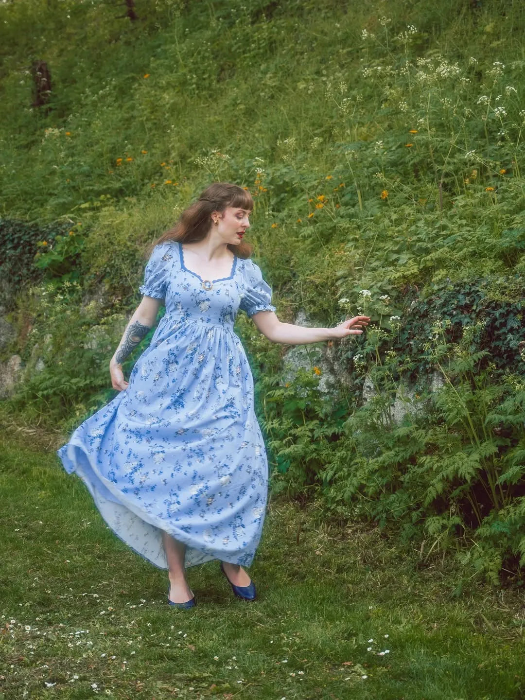 Floral print V-neck puff sleeve maxi dress - blue