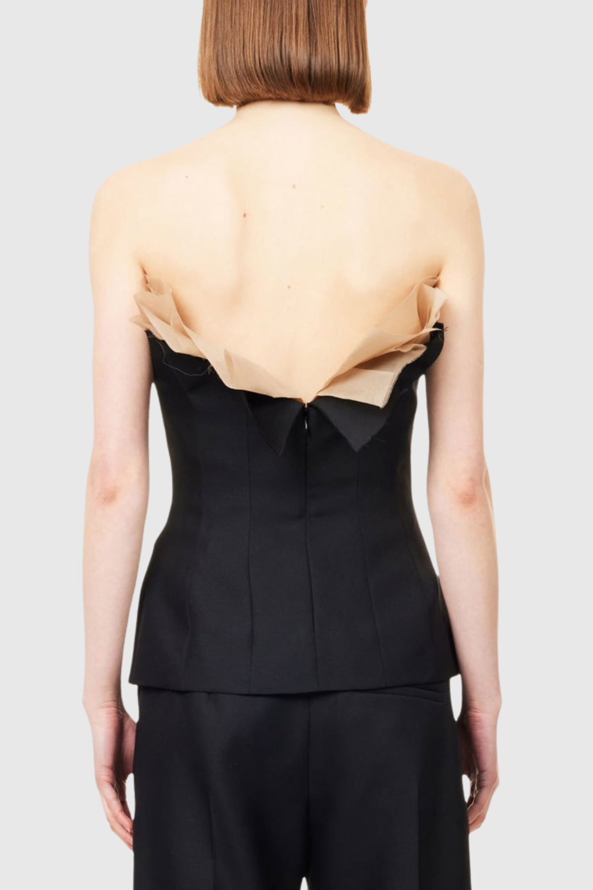 Arowen Ruffle Strapless Top