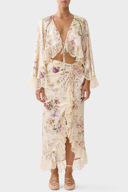 Bathsha Foral Lace Trim Top