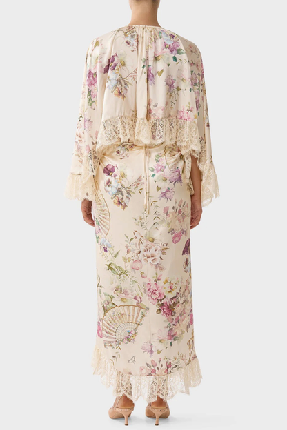 Bathsha Foral Lace Trim Top