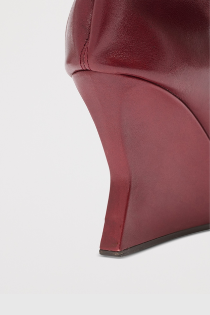 Carysa Ruched Wedge Knee Hight Boots - Wine