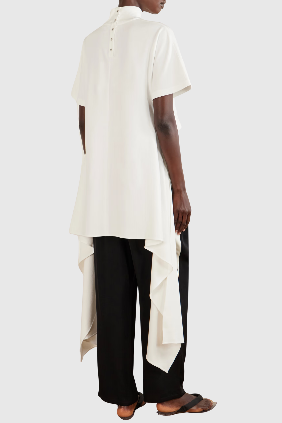 Cloda Asymmetric T-shirt