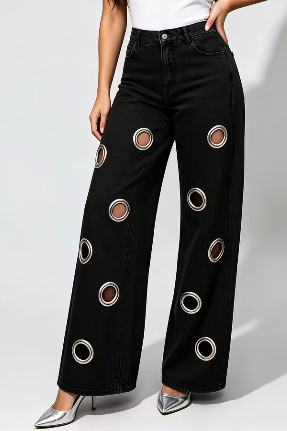 Eianne Eyelets Jeans - Black