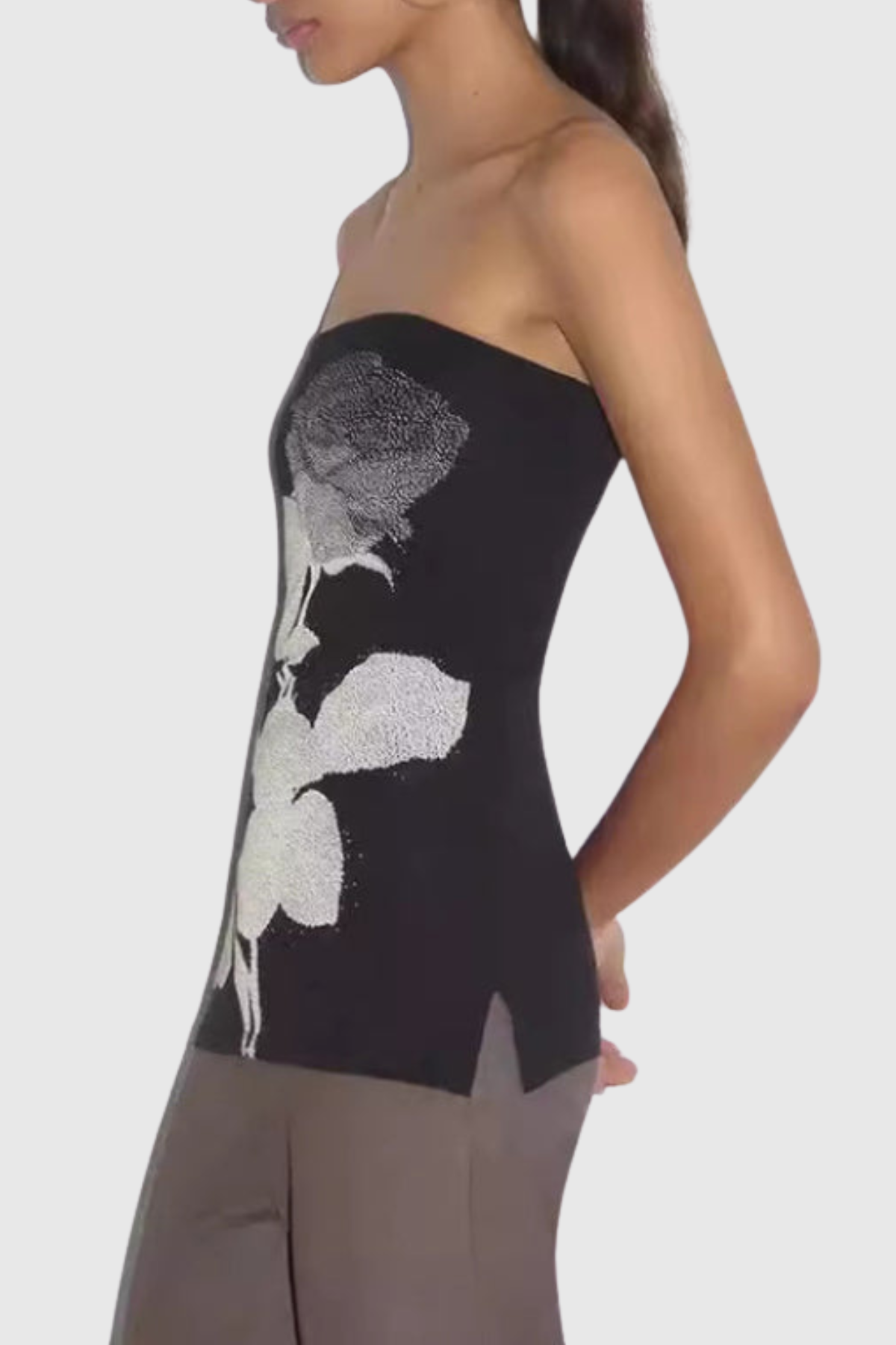 Erbart Floral Strapless Knit Top - Black