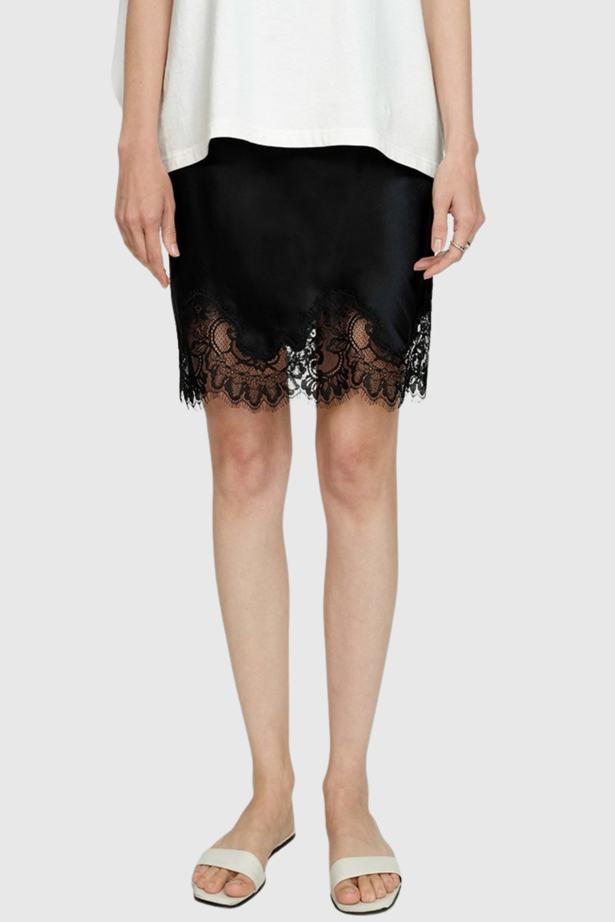Hespra Lace Trim Satin Mini Skirt - Black