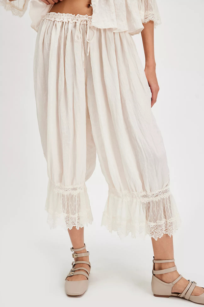 Hugra Lace Bloomer Pants