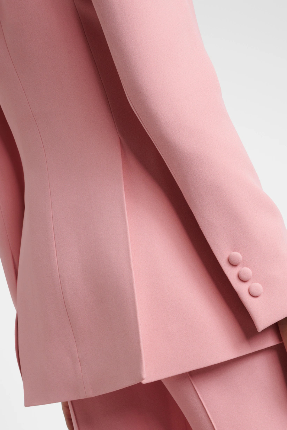 Igoria Floral Appliqué Blazer & Pants Set - Pink