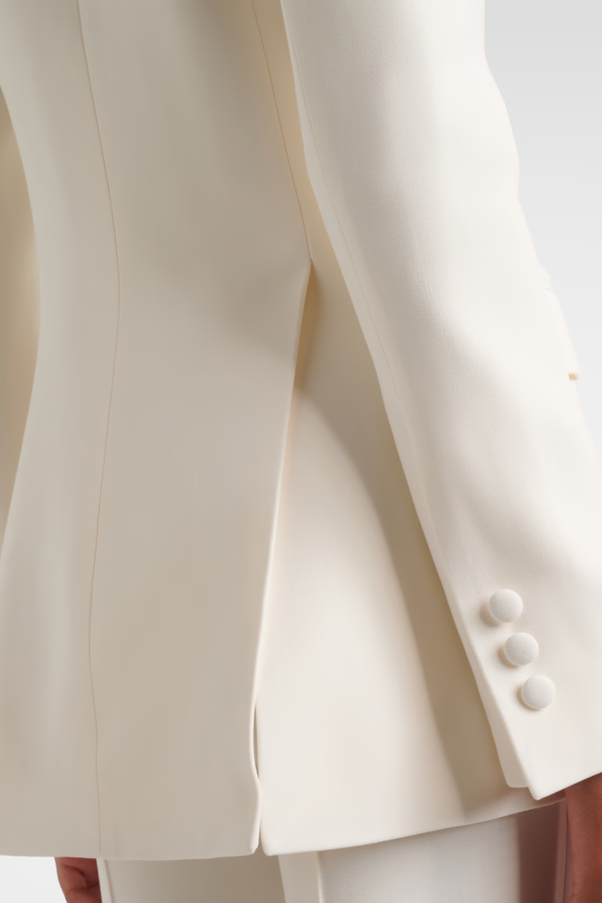 Igoria Floral Appliqué Blazer & Pants Set - White