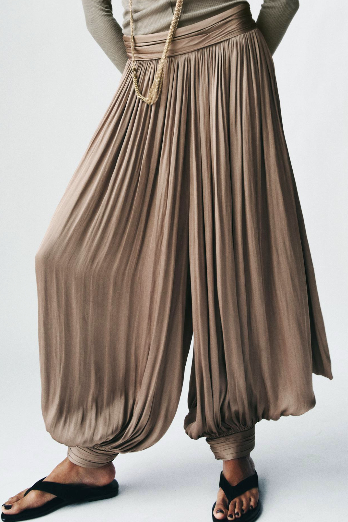 Ikera Ruched Pants