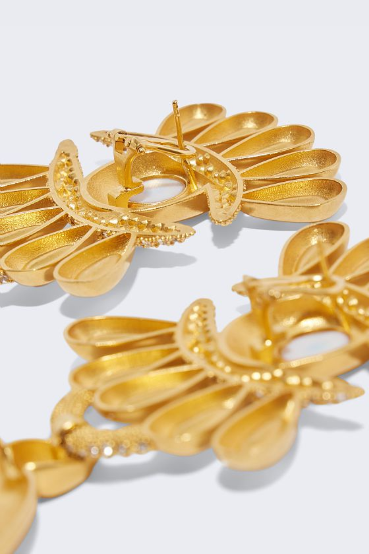 Ismay Rhinestone Eyelash Earrings