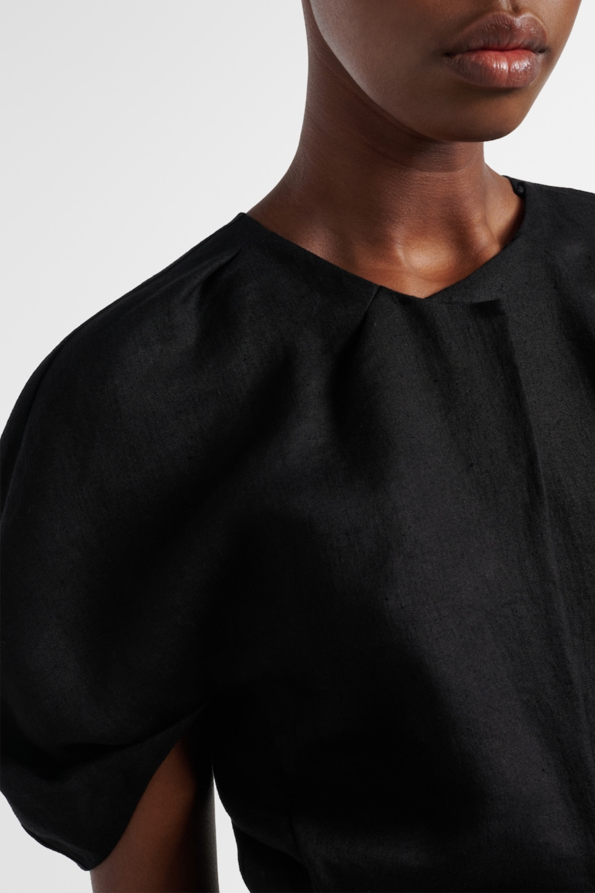 Jayaia Peplum Top - Black