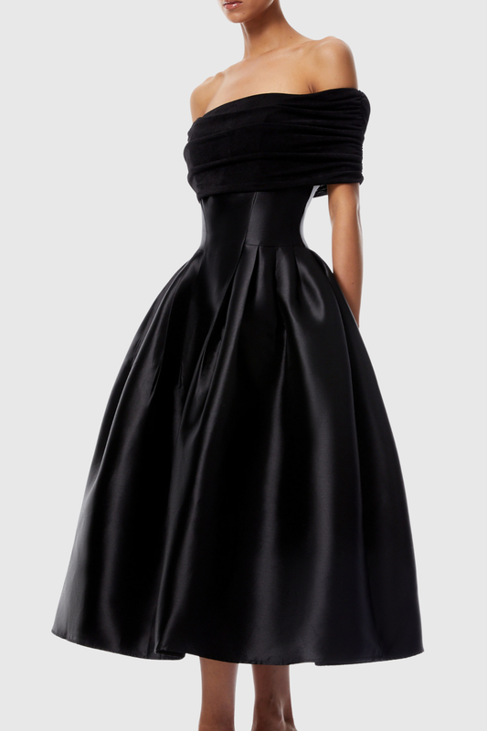 Jesiah Off Shoulder Puff Midi Dress - Black
