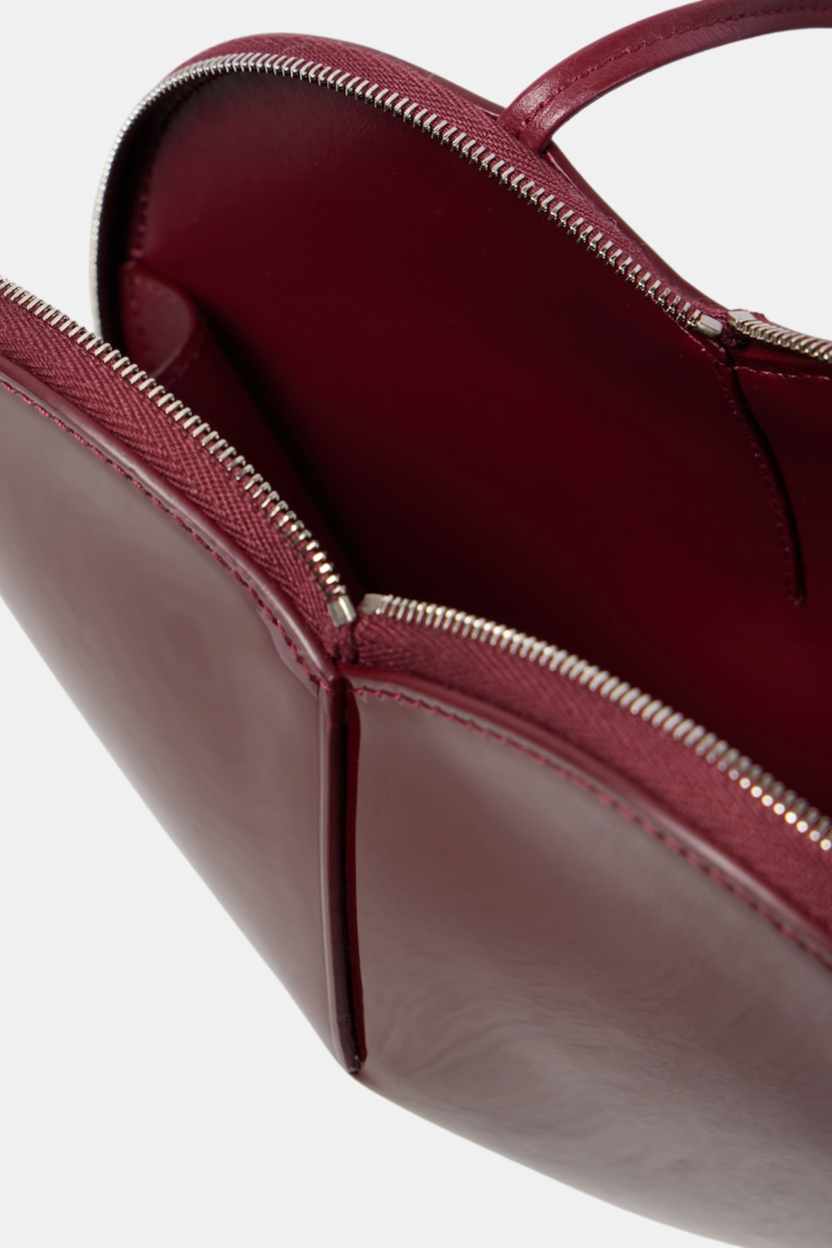 Kyaia Heart Patent Leather Shoulder Bag - Wine