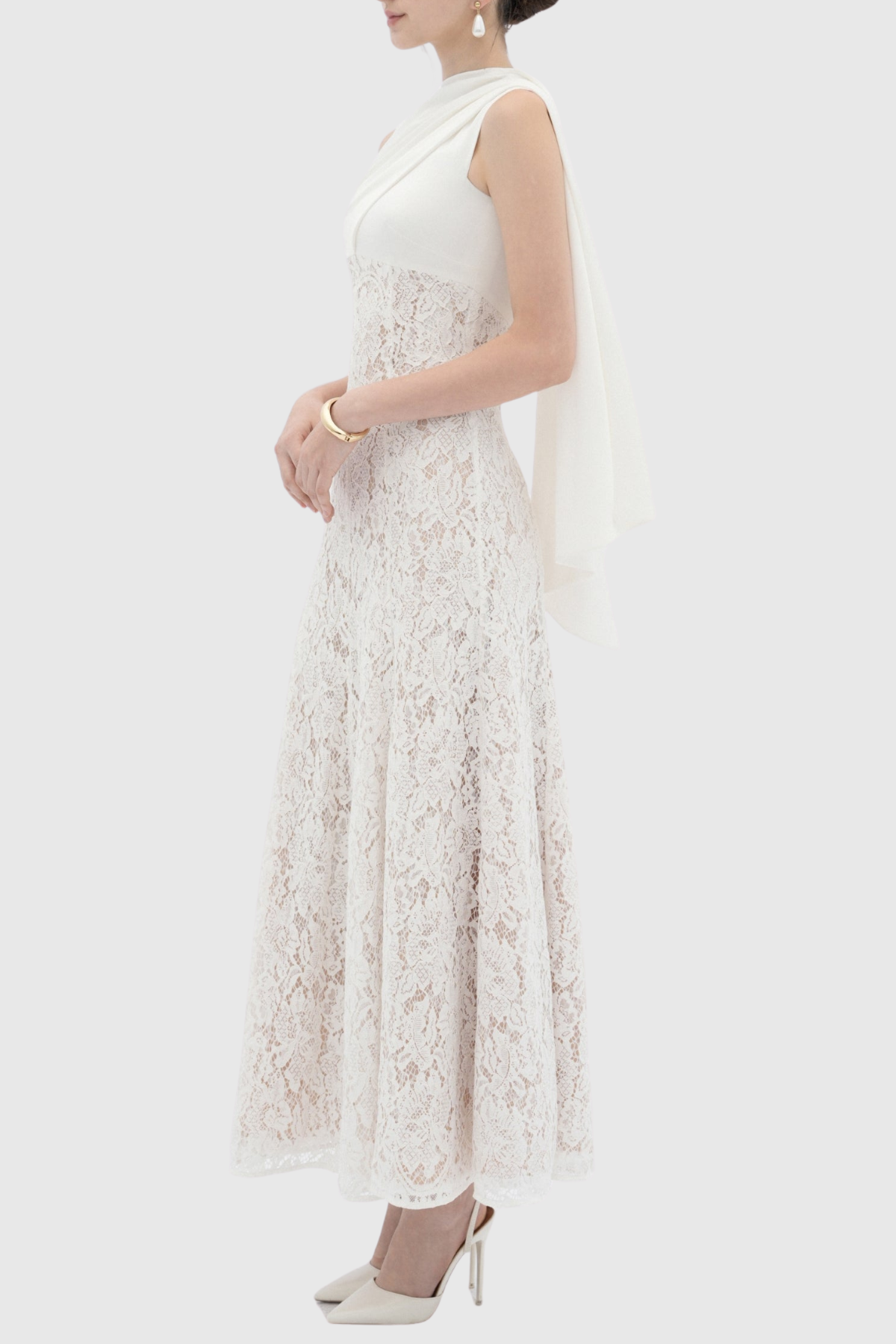 Litare Sleeveless Lace Scarf Maxi Dress