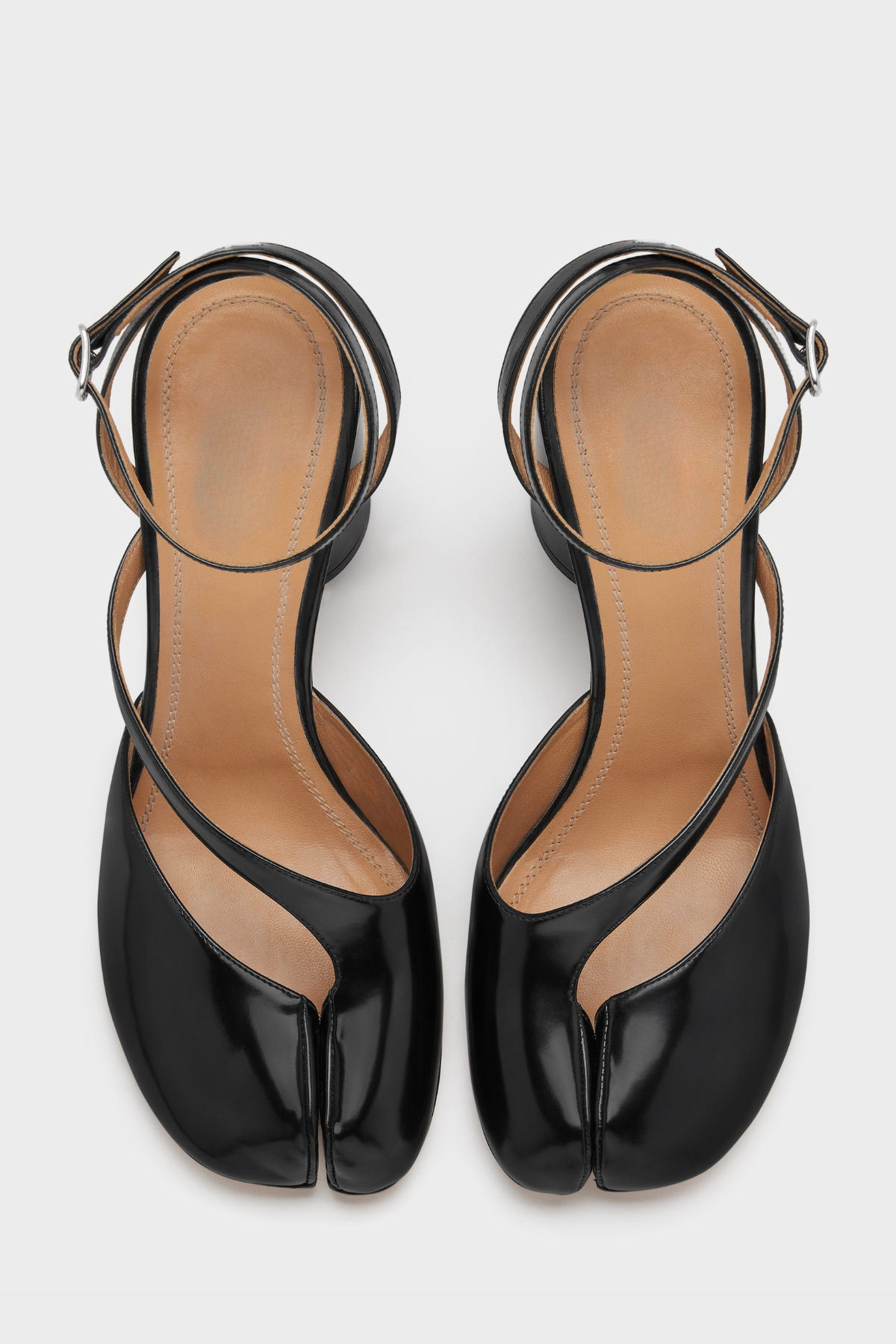 Nimue Tabi Strap Pump Sandals - Black