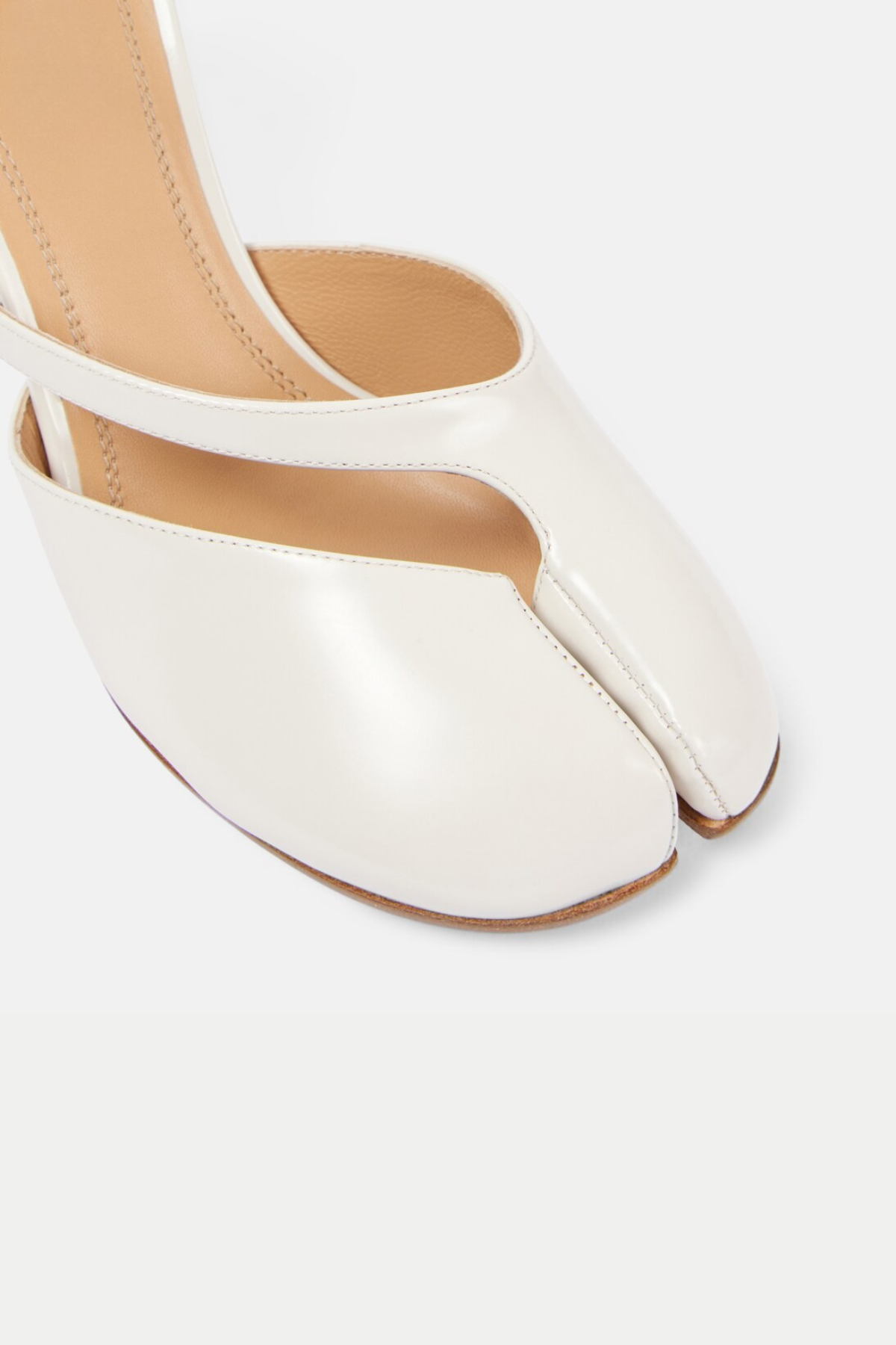 Nimue Tabi Strap Pump Sandals - White