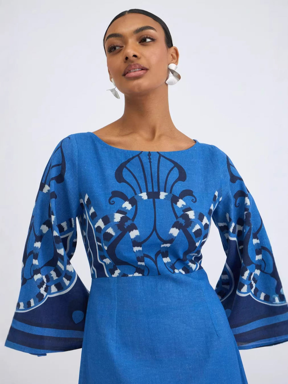 Printed Flare Sleeve midi dress - blue