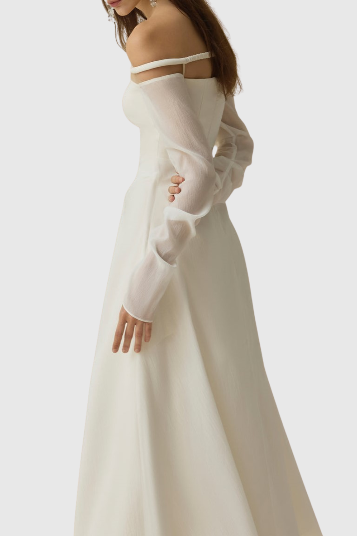 Renaa Off Shoulder Twisted Midi Dress