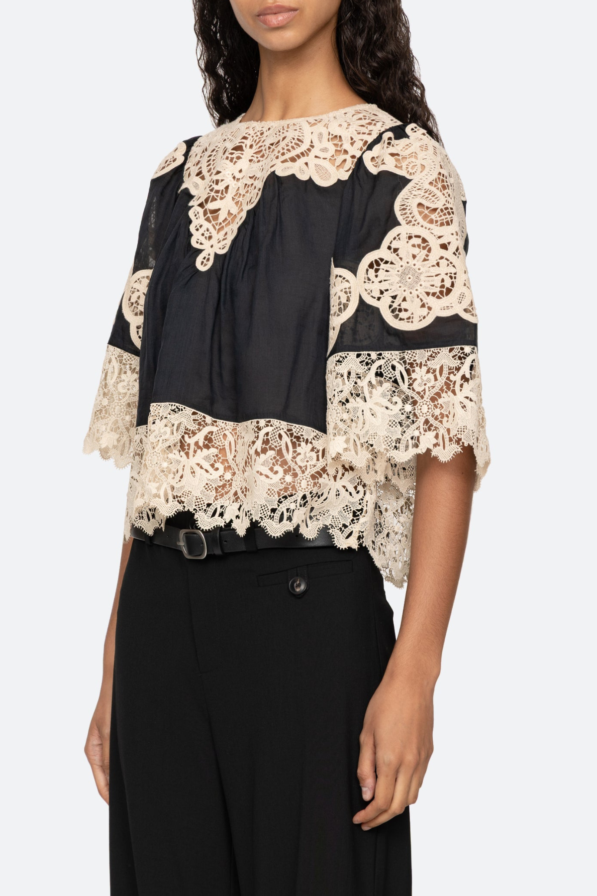 Ruio Cochet Lace Top