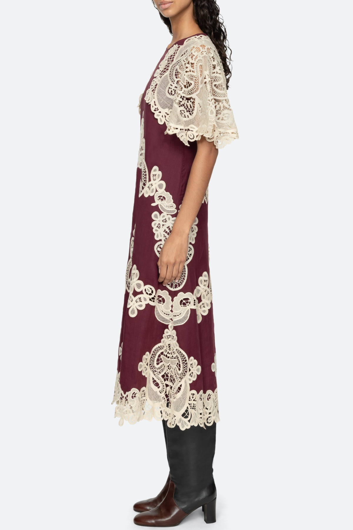 Ruio Cochet Shawl Lace Midi Dress - Wine