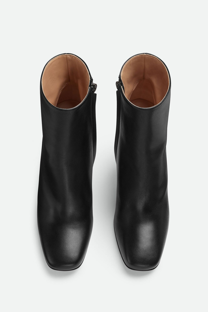Sierrel Leather Metal Knot Ankle Boots - Black