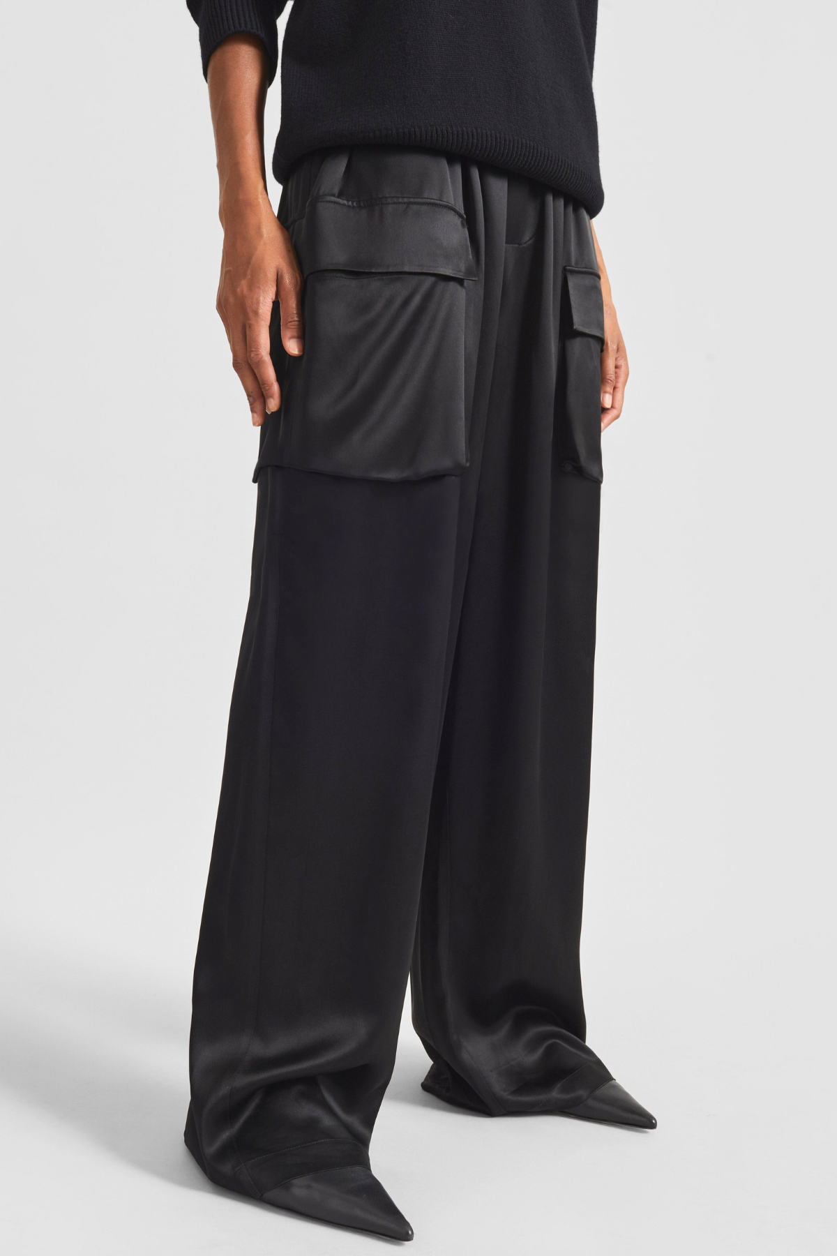 Solange Satin Short Trench - Black