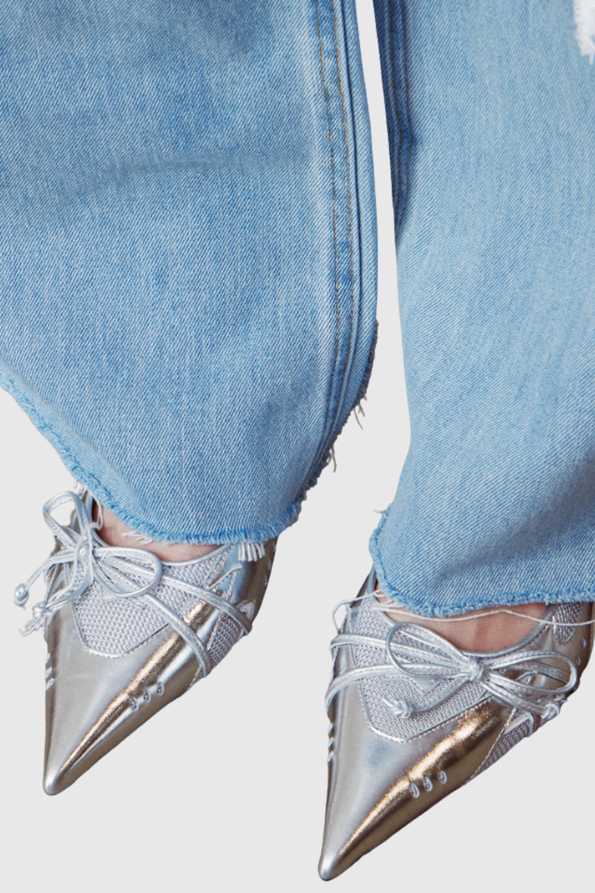 Vawson Splicing Bow Sneaker Pumps - Silver