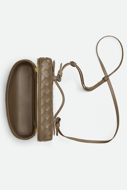 Yaritza Woven Clutch Bag - Brown