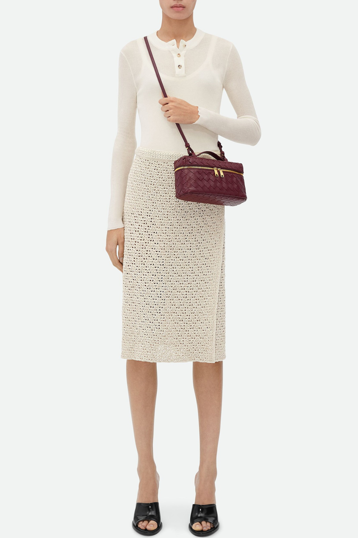 Yaritza Woven Clutch Bag - Wine