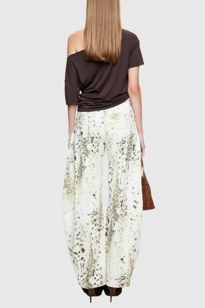 Yerry Leopard Barrel Jeans - White