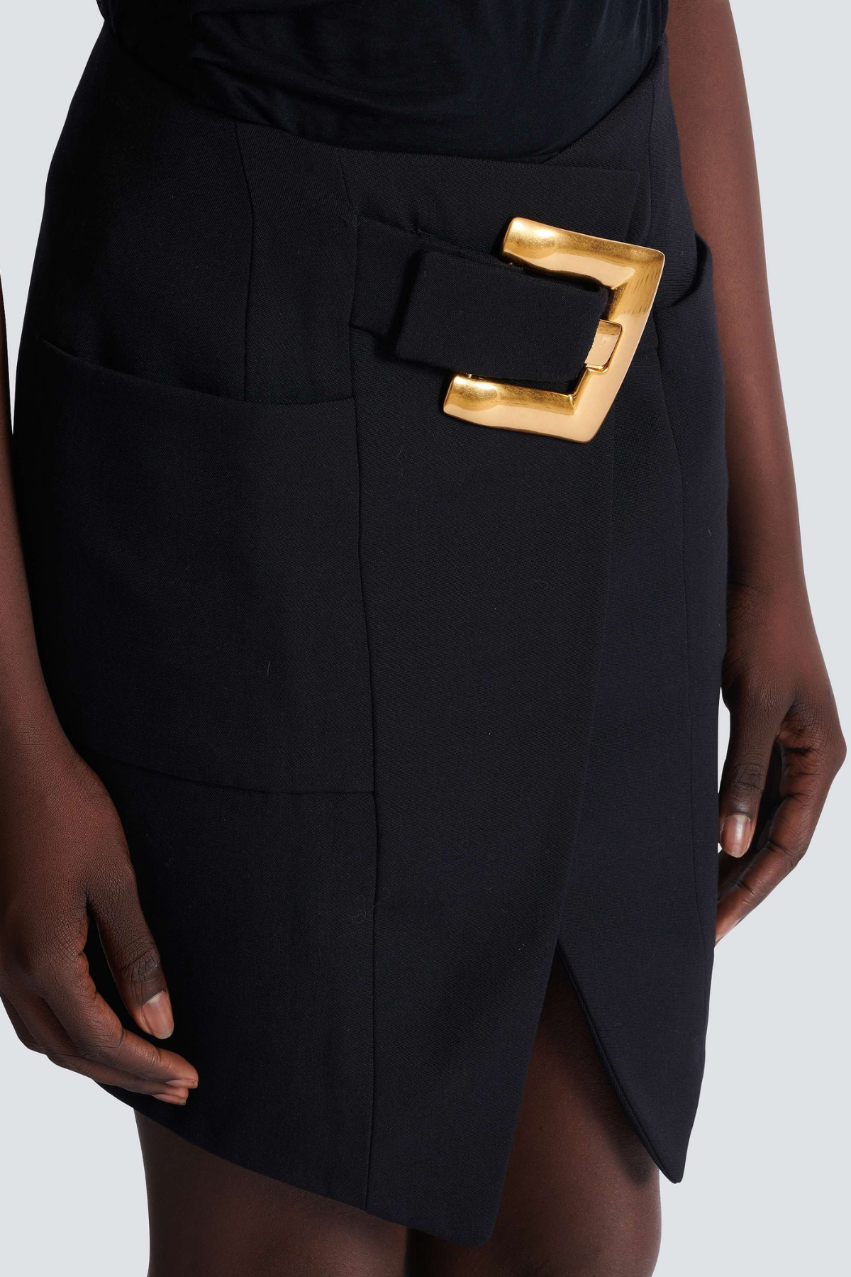 Zuko Gold Belted Mini Skirt - Black