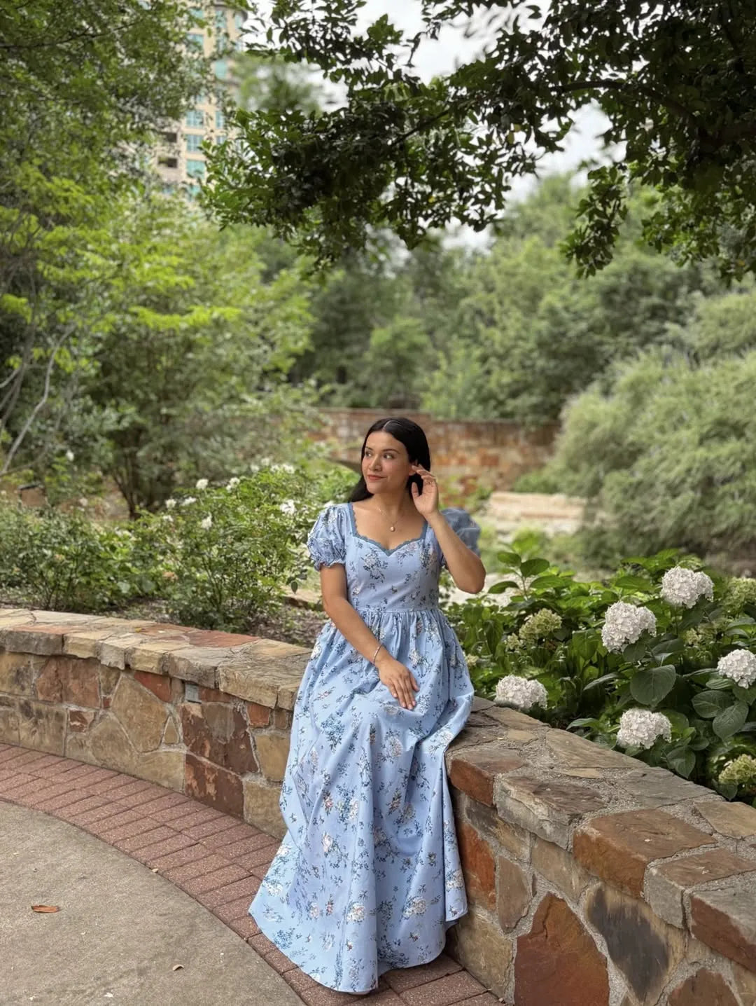 Floral print V-neck puff sleeve maxi dress - blue