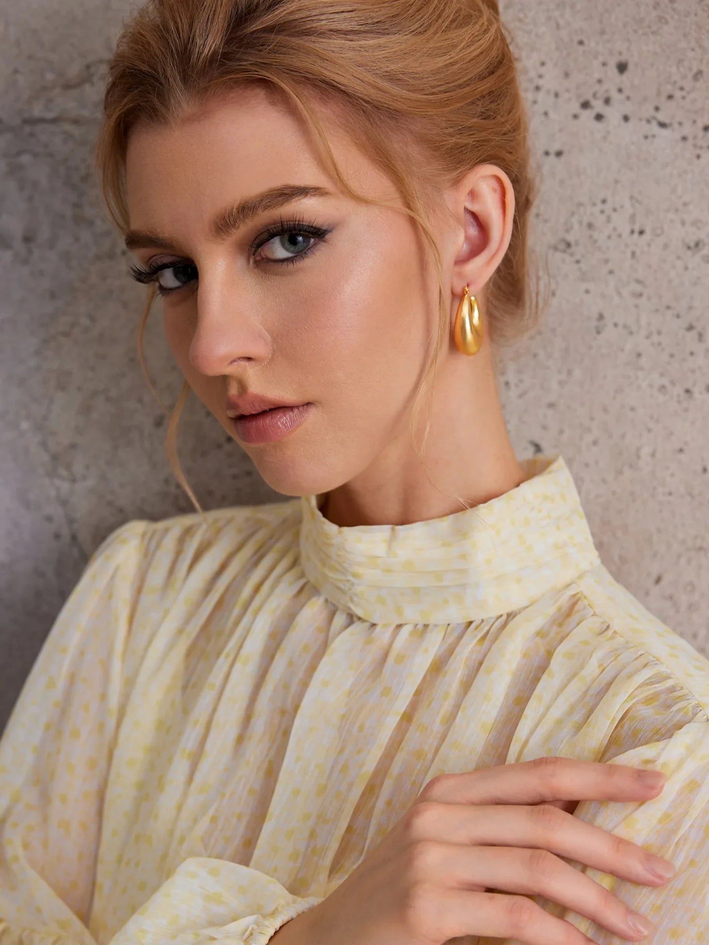 Chunky Gold Hoop Earrings